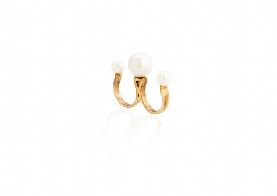 Trio Pearl ring
